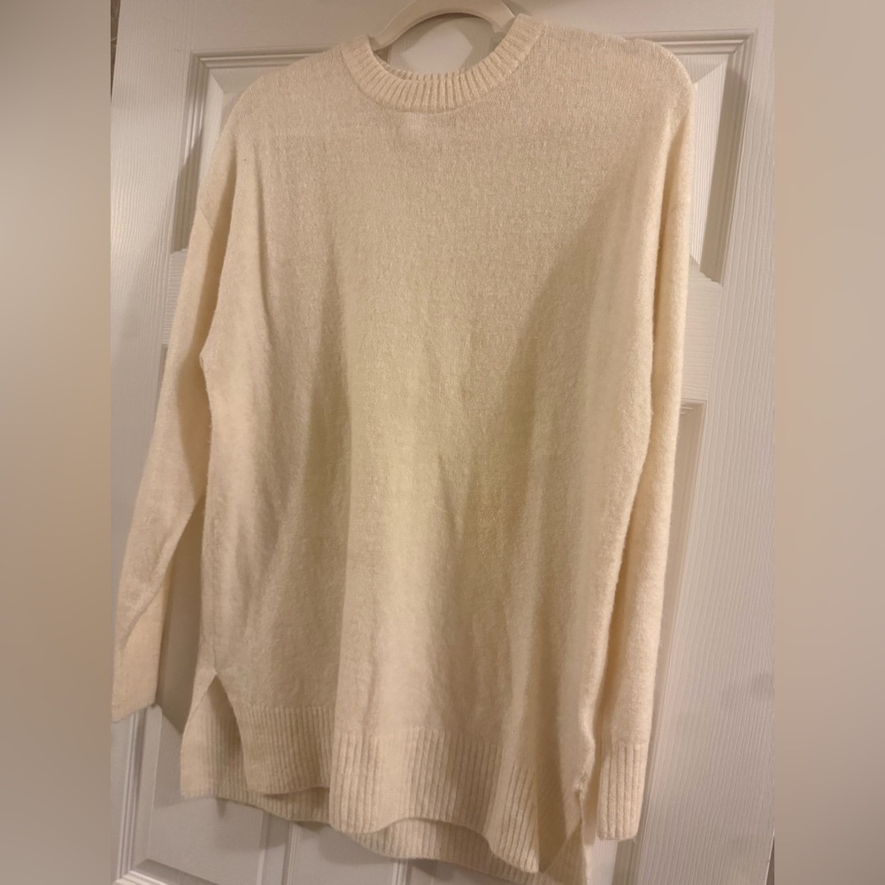 H&M Divided Cream Women's Sweater